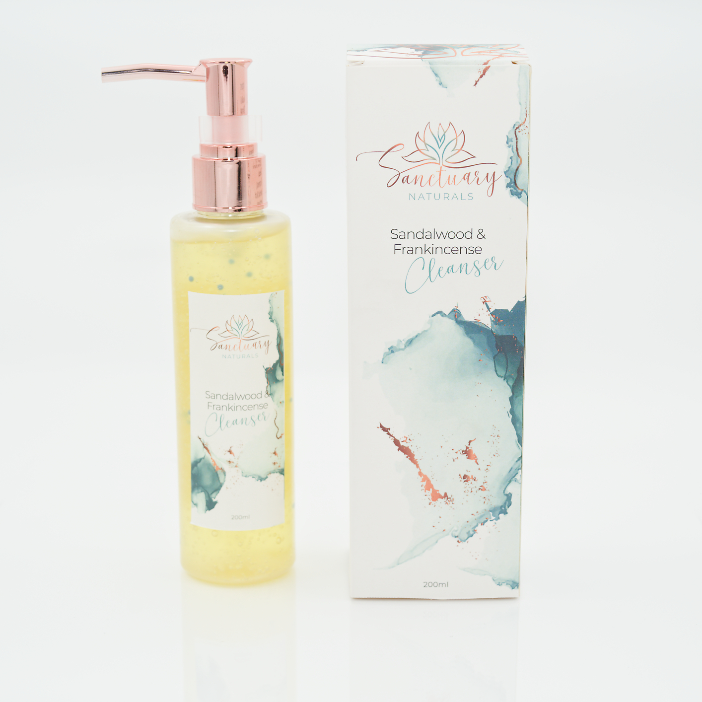 Sandalwood and Frankincense Cleanser 200ml - Image 2